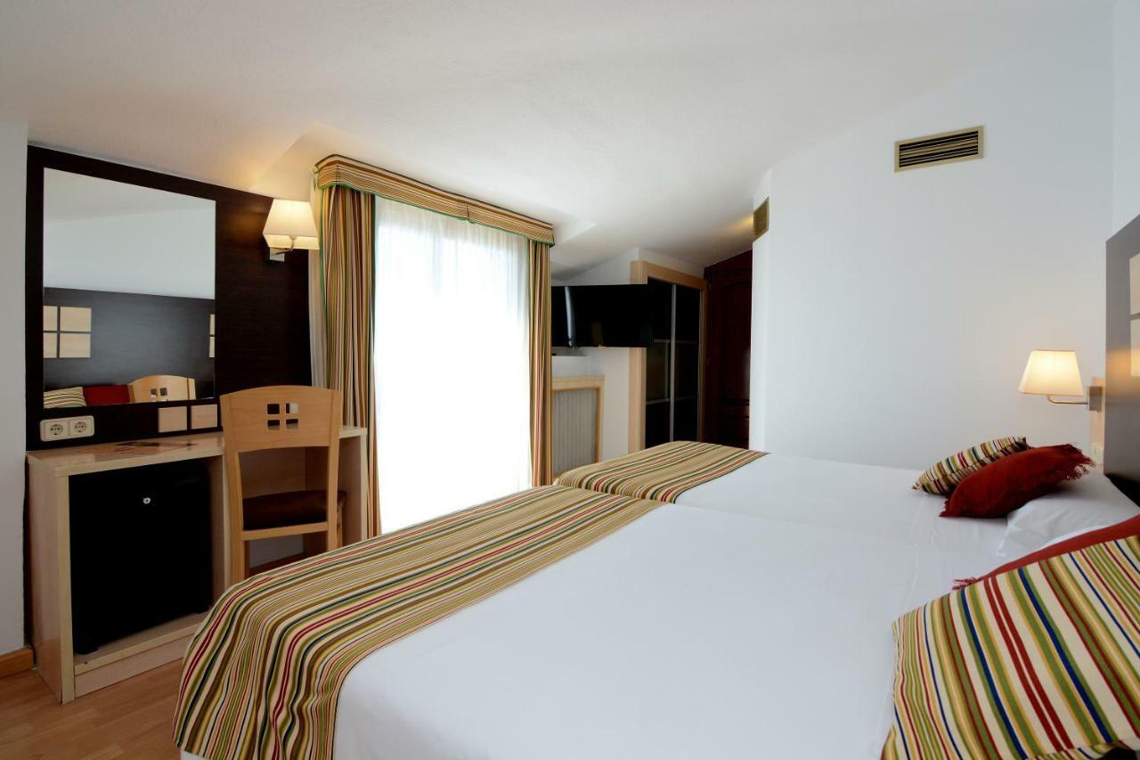 Don Angel - Adults Recommended Hotel Santa Susana Exterior foto